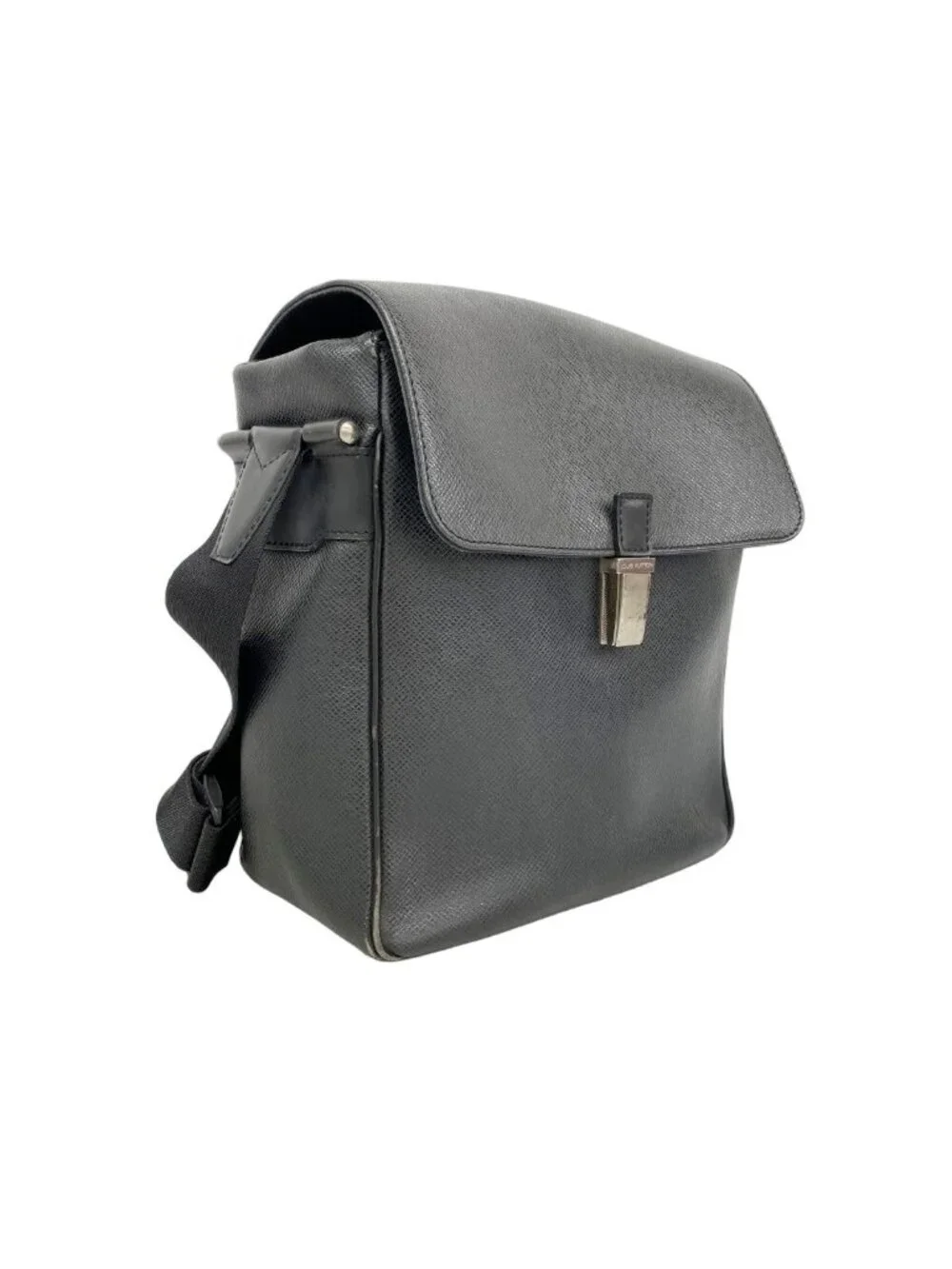 Louis Vuitton Shoulder Bag Taiga Yaranga Ardoise